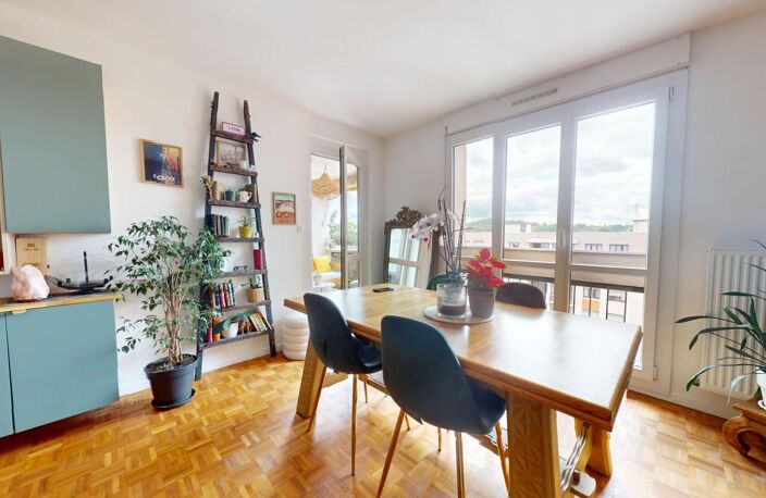 FRANCHEVILLE Le Grillon T4 À Vendre — photo 3