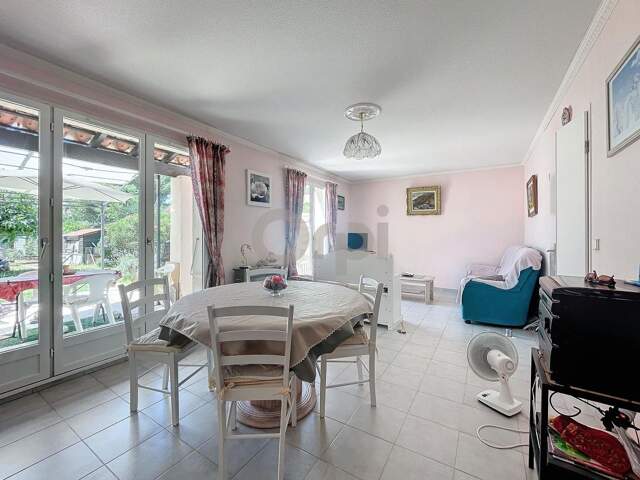Maison de 4 pièces Lumineuse avec garage à Deux Pas du Centre Historique de Roquebrune Sur Argens — photo du bien