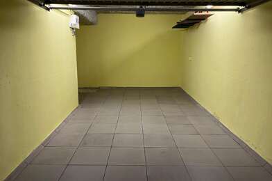 Commerce  33000 €