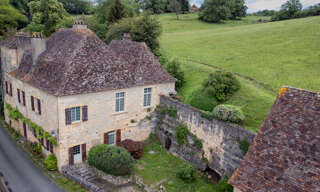 Maison 9 Pièces 200 m² à vendre à Cause-de-Clérans (24150)