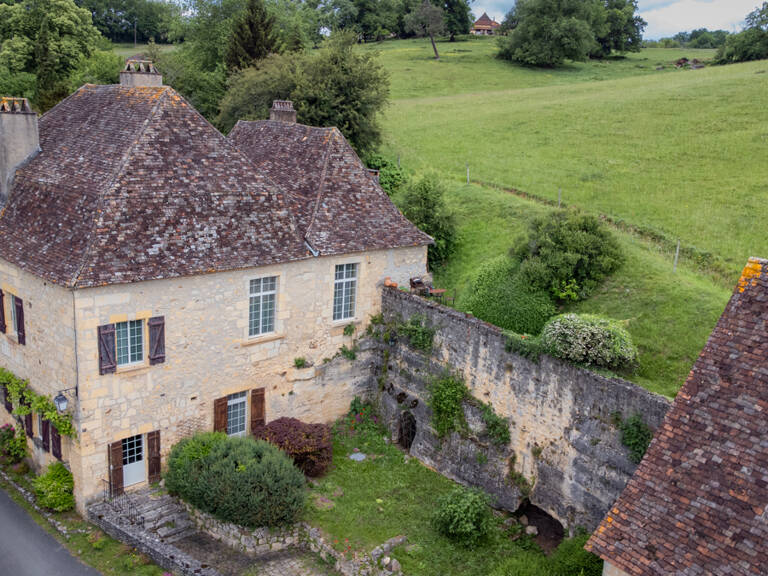 Maison de caractere, début XIXieme siecle, 9 pièce(s) 3ch, 200 m2,  grange, 2100 m2 terrain — photo 1