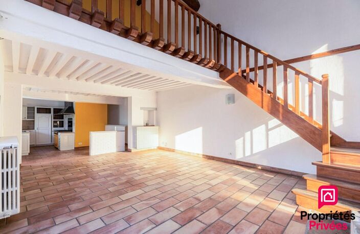 Maison familiale de 258 m2 avec T2 indépendant - Oytier-Saint-Oblas — photo 2