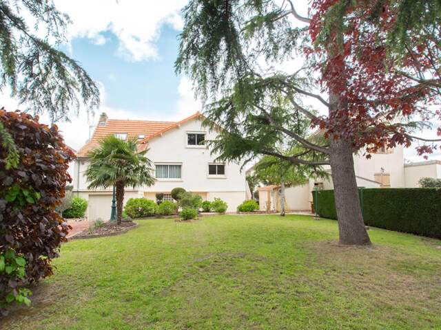 Maison Bretigny Sur Orge 11 pièce(s) 232 m2 — photo du bien
