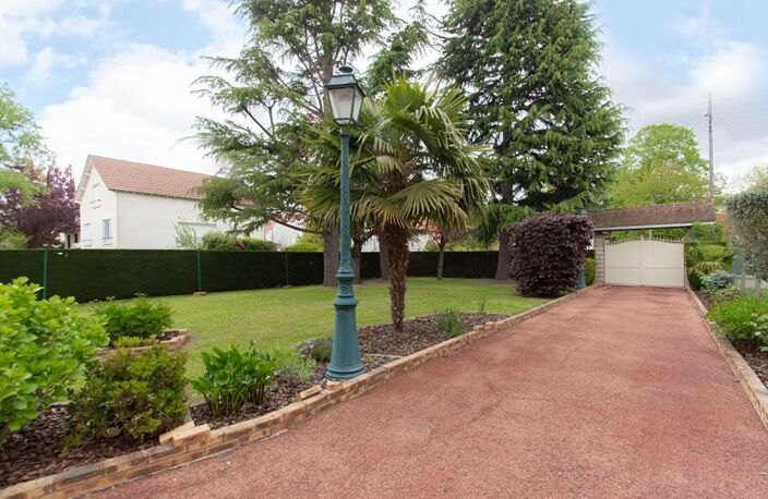 Maison Bretigny Sur Orge 11 pièce(s) 232 m2 — photo 3