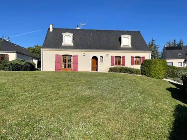 Maison Saint Hilaire Saint Florent 6 pièce(s) 110 m2 — photo du bien
