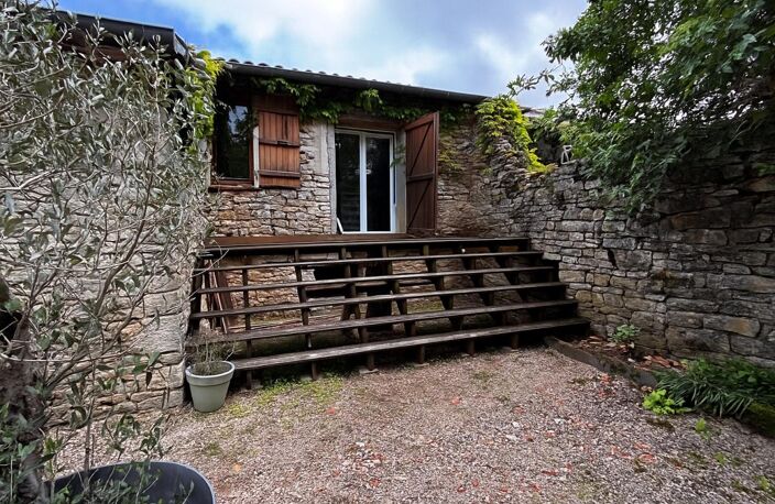 Maison en pierre,  Uchizy, 152 m2 avec beau terrain arboré et dépendances — photo 4