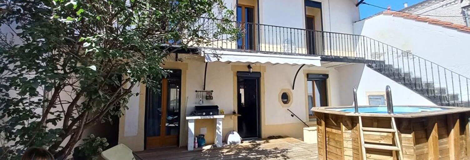 Maison 8 Pièces 137 m² à vendre à Le Coteau (42120)