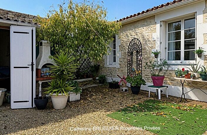 Charmante maison en pierre de plain pied centre village 83 m2 avec garage — photo 3