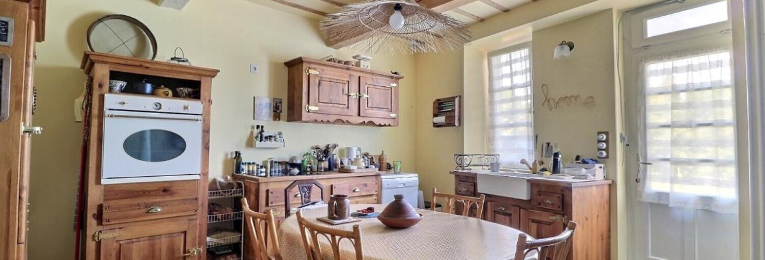 Maison 4 Pièces 84 m² à vendre à Saint-Pierre-le-Vieux (71520)