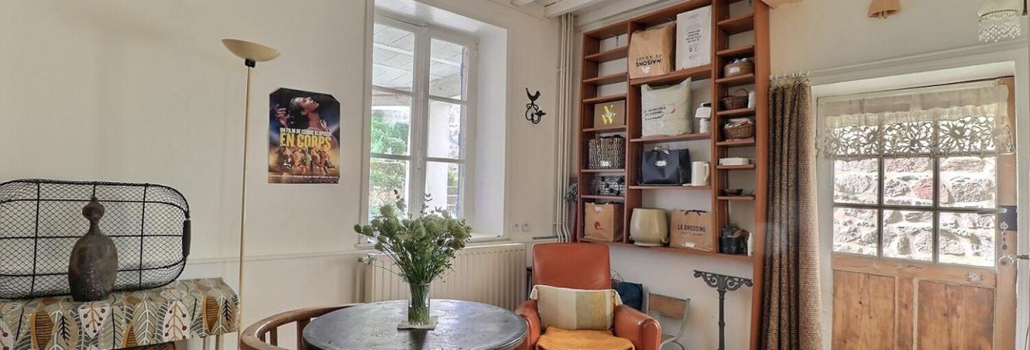 Maison 4 Pièces 84 m² à vendre à Saint-Pierre-le-Vieux (71520)