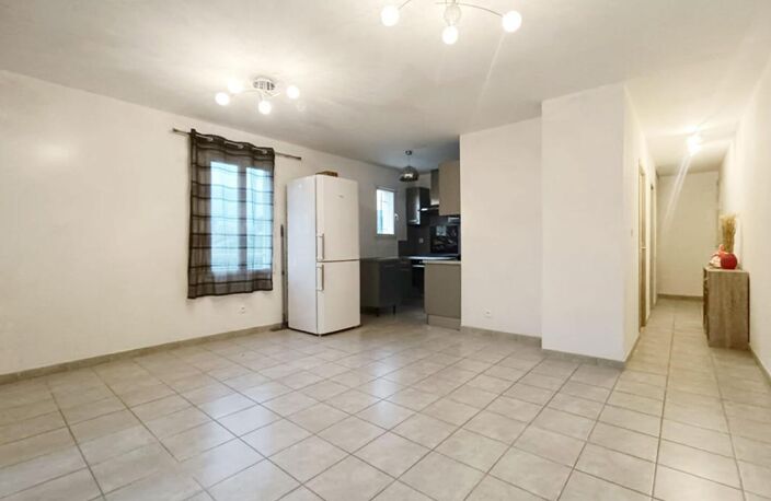 Appartement Saint Chamas 2 pièce(s) + TERRASSE ET PARKING — photo 3