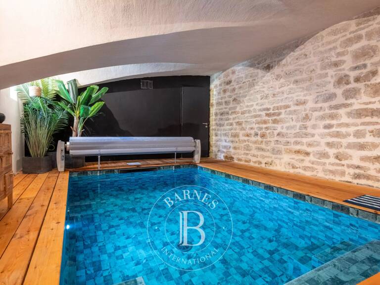 Collonges au Mont d'Or - Maison de 157 m² avec piscine intérieure - 4 chambres - jardin de 100m² — photo 1