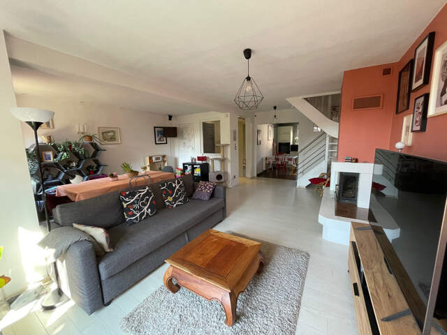DINGSHEIM - maison accolée - Garage 2 voitures + sous-sol + — photo du bien