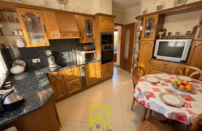 RARE à PEZENAS : Maison de plain-pied au fort potentiel sur — photo 5