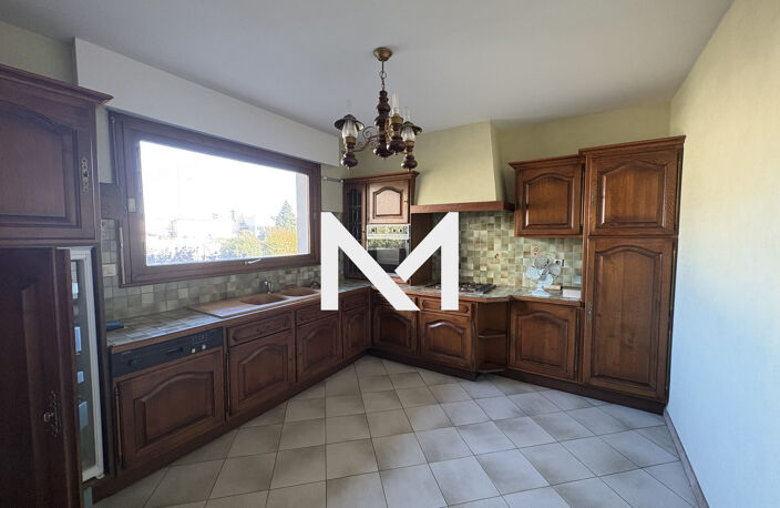 GRENOBLE - MAISON - 3 CHAMBRES - JARDIN — photo 2