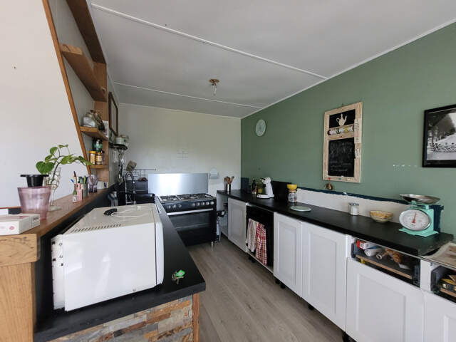 Charmante maison en pierres à la campagne — photo du bien