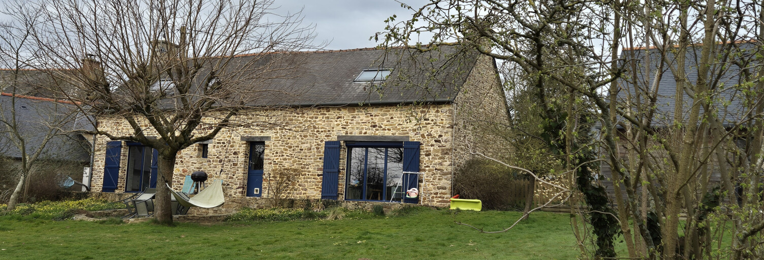 Maison 5 Pièces 138 m² à vendre à Saint-Aubin-du-Cormier (35140)
