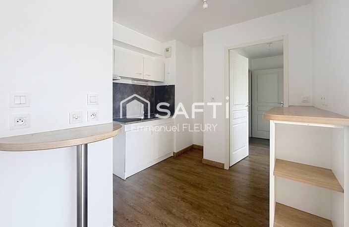 T3 lumineux de 62m² - Recteur Schmitt (Tram 2) + Parking — photo 4