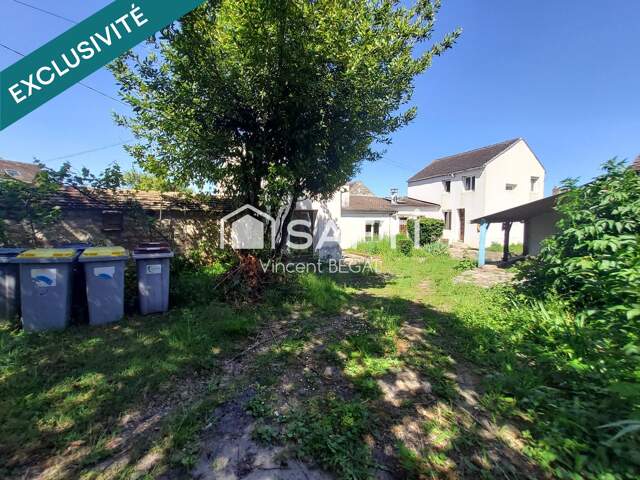Ensemble de 2 maisons proche des commodités — photo du bien