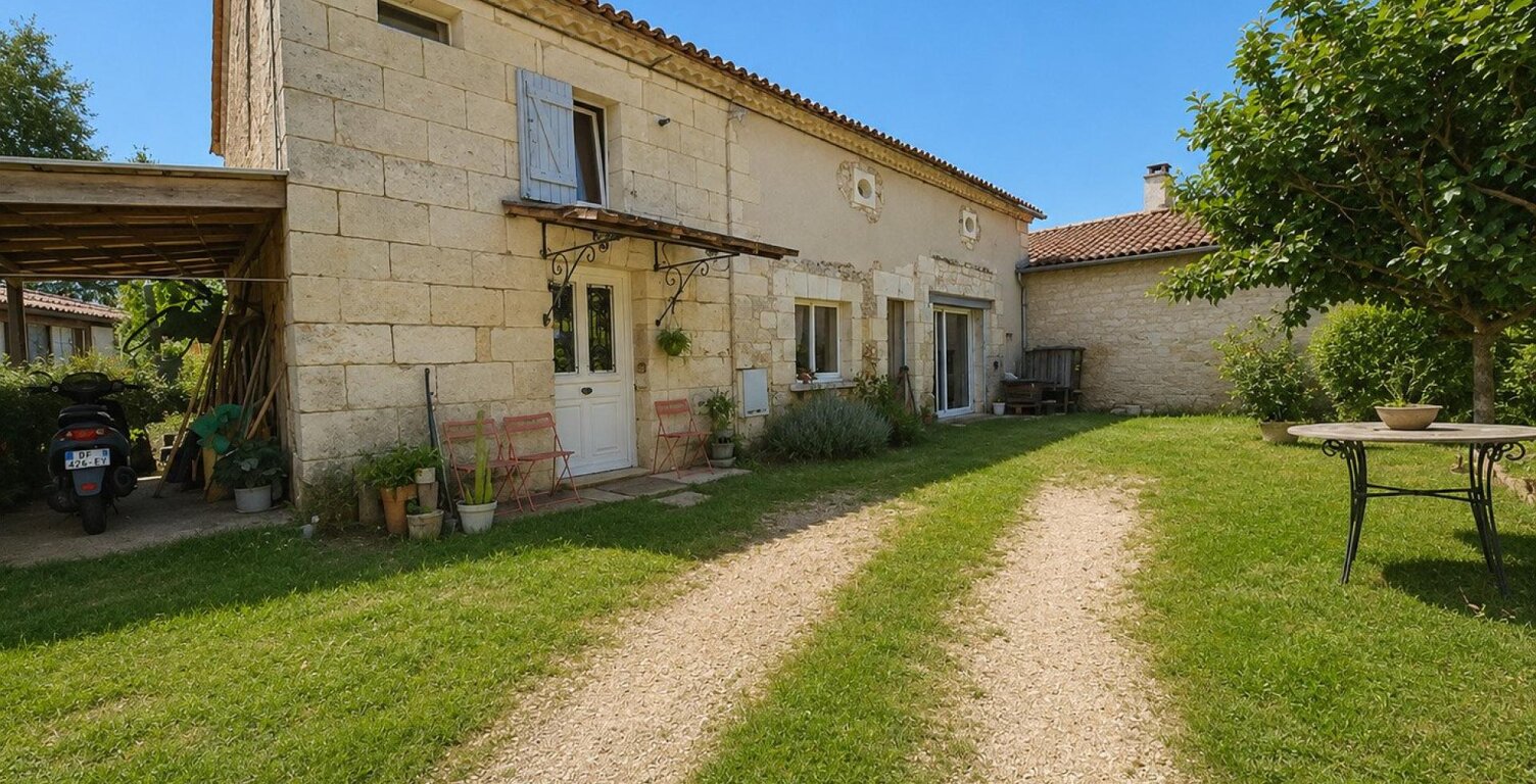 Authentique maison en pierre de 153 m² au fort potentiel à Beauronne — photo 1