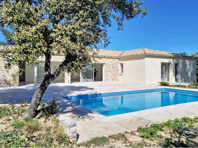 NÎMES - PETIT VÉDELIN - VILLA CONTEMPORAINE NEUVE DE PLAIN-PIED AVEC PISCINE — photo du bien