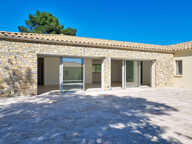 NÎMES - PETIT VÉDELIN - VILLA CONTEMPORAINE NEUVE DE PLAIN-PIED AVEC PISCINE — photo 3