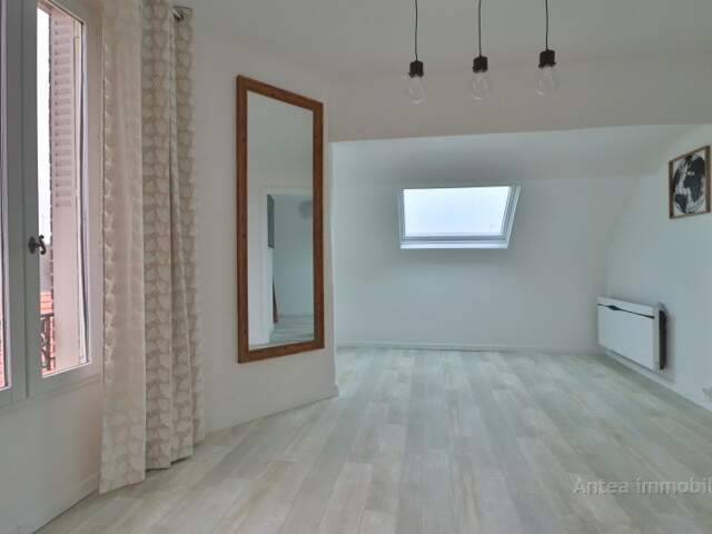 F2 SAINTE SAVINE — photo du bien