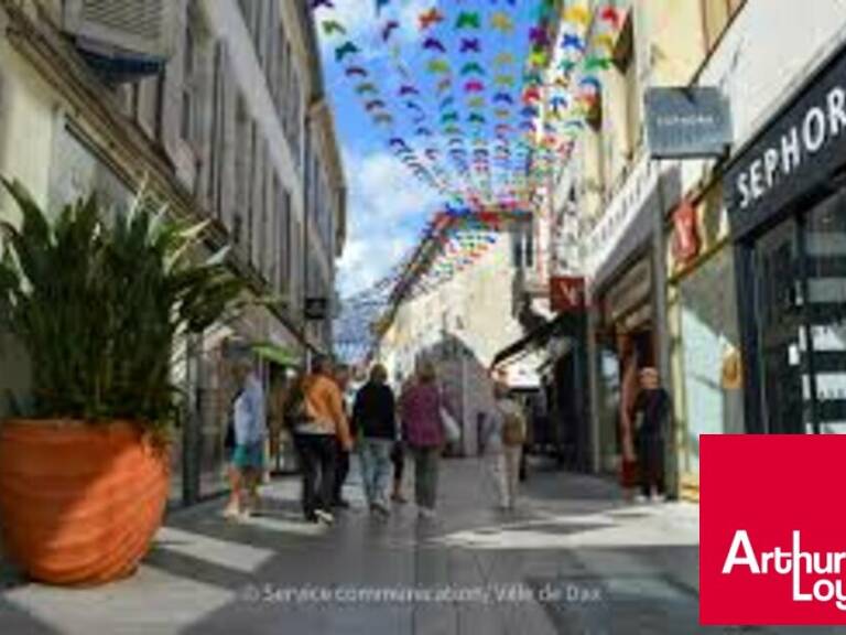 LOCAL COMMERCIAL à LOUER — photo 1