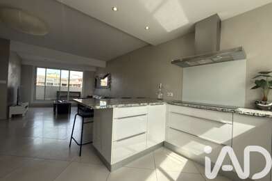 Appartement 4 pièces 259900 €