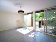 Appartement en rez-de-jardin — photo 2