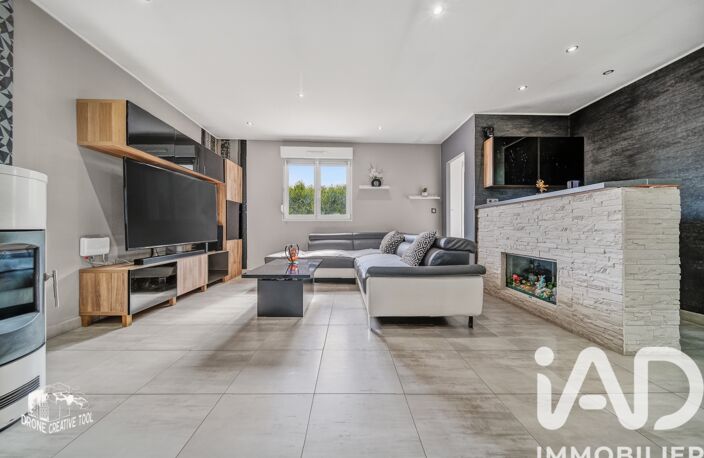Vente Maison/villa 6 pièces — photo 2