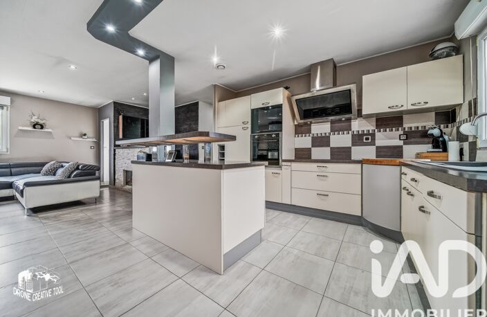 Vente Maison/villa 6 pièces — photo 3