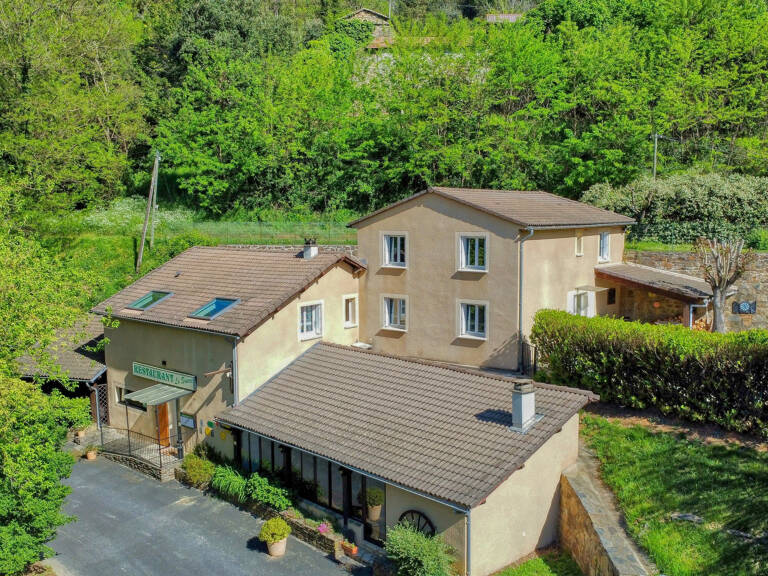 Maison Individuelle avec Local Commercial — photo 1