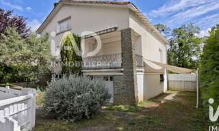 Maison 9 Pièces 152 m² à vendre à Fontenay-le-Comte (85200)