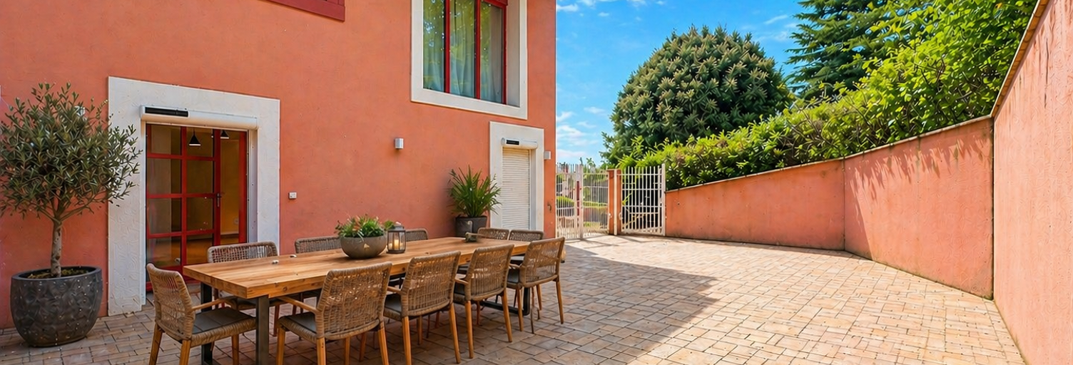 Maison 8 Pièces 348 m² à louer à Chens-sur-Léman (74140)