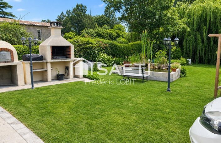 belle maison situé sur la commune de Les peintures avec une superficie de 136 m2 sur un terrain de 3818 m2 avec des dépendances — photo 2