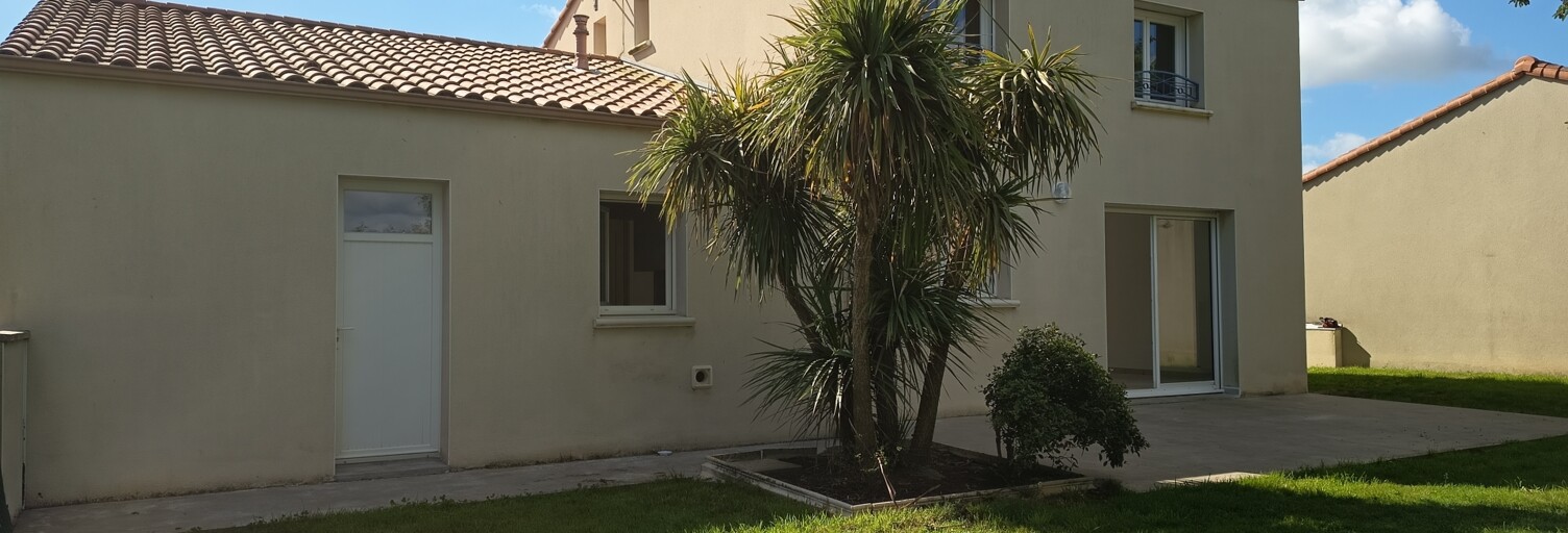 Maison 6 Pièces 111 m² à vendre à Essarts-en-Bocage (85140)