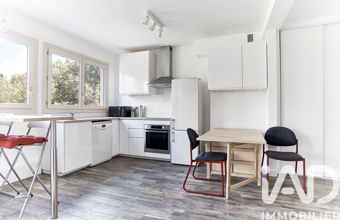 Vente Appartement 4 pièces - Photo 2