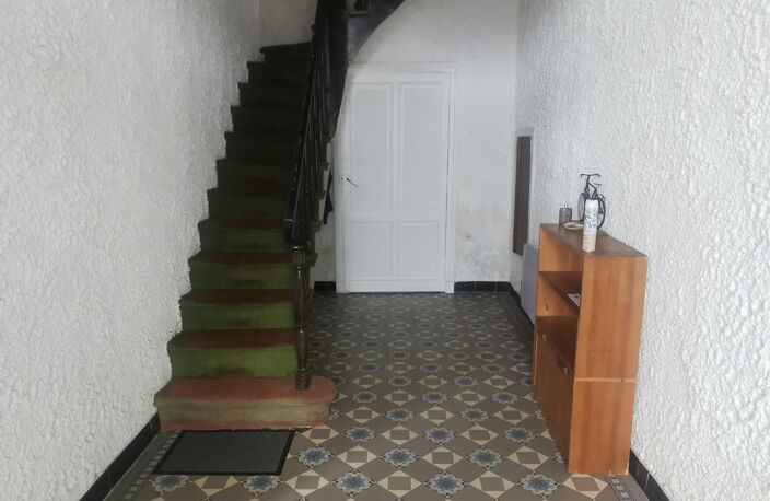 Vente Maison/villa 5 pièces — photo 2