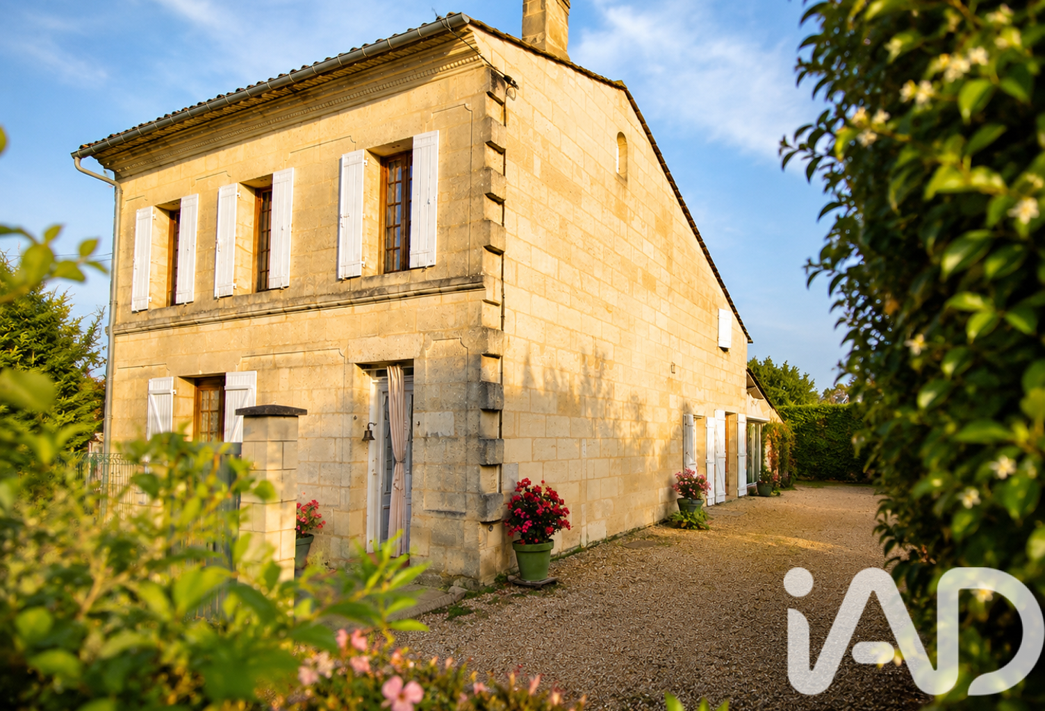 Vente Maison/villa 8 pièces — photo 1