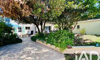 Maison 8 Pièces 240 m² à vendre à Thairé (17290)