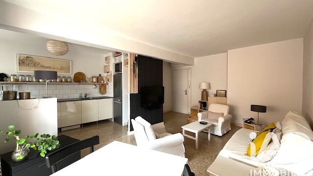Vente Appartement 2 pièces - Photo 2