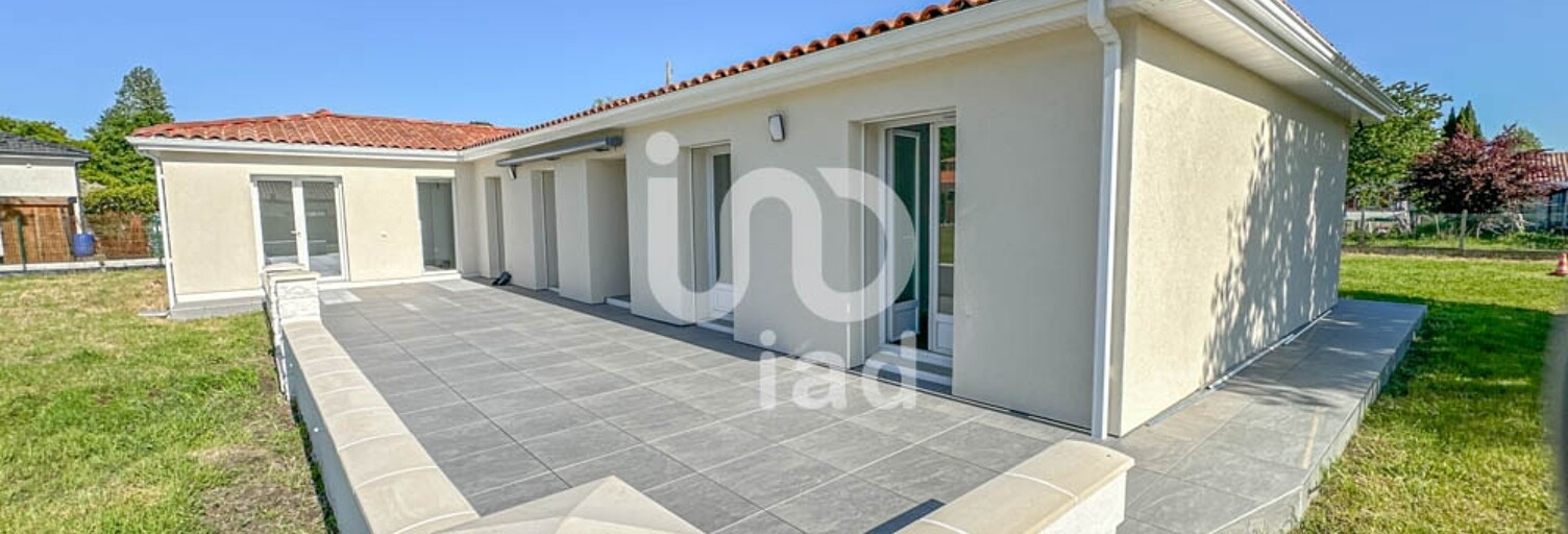 Maison 5 Pièces 140 m² à louer à Le Pian-Médoc (33290)