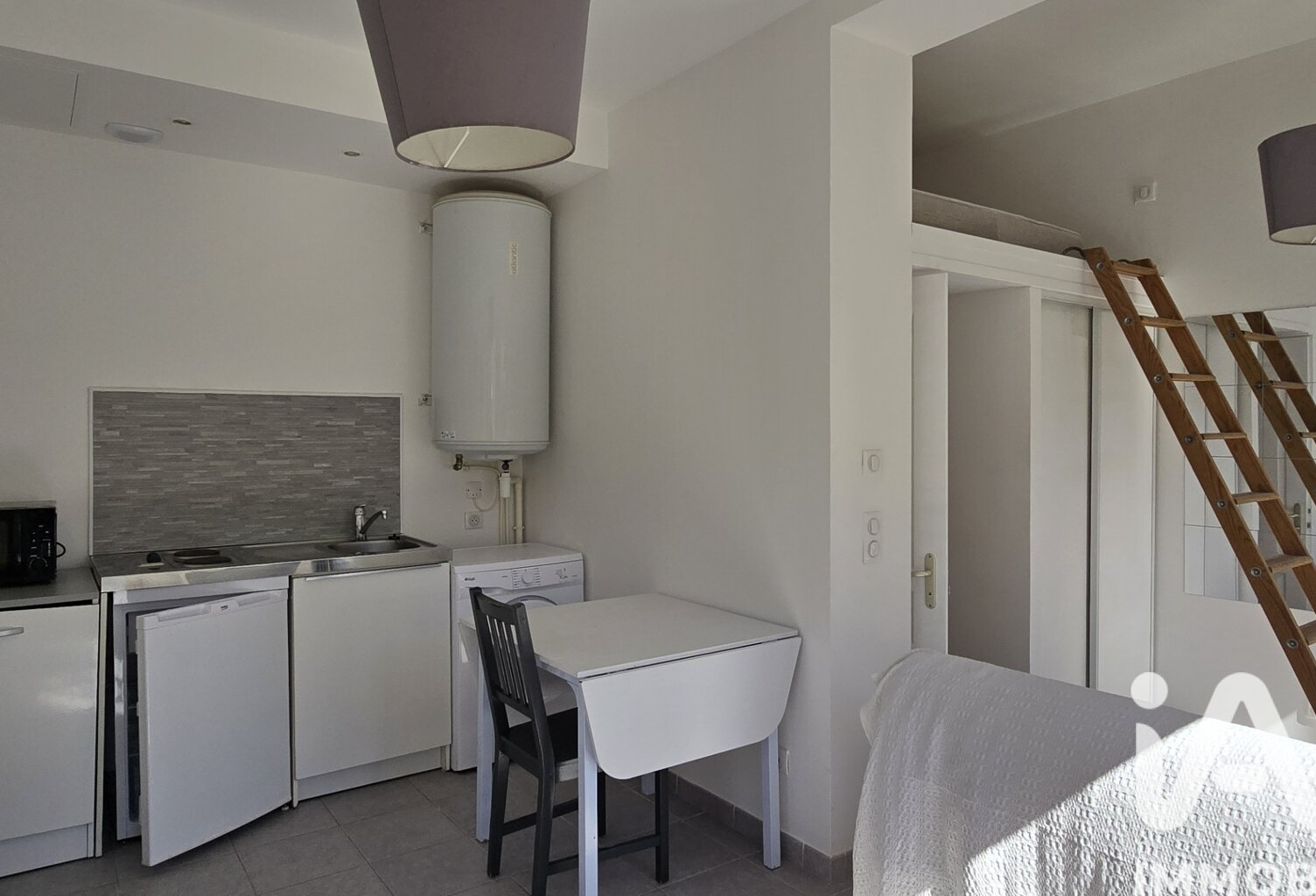 Vente Studio 1 pièce — photo 1