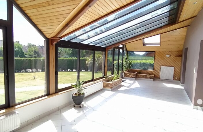 Vente Maison/villa 8 pièces — photo 3