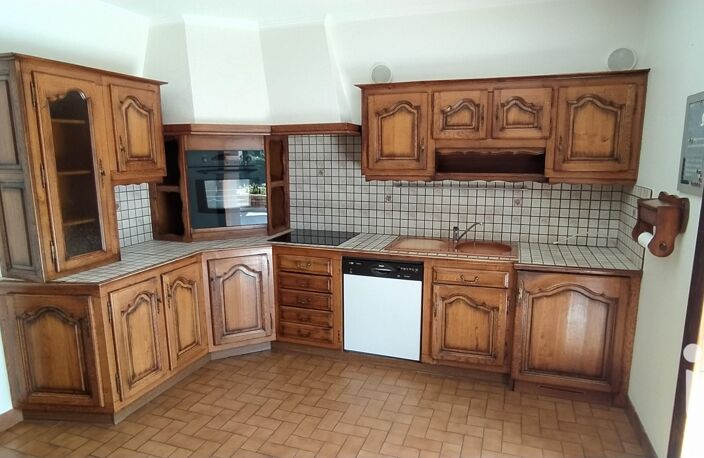 Vente Maison/villa 8 pièces — photo 5