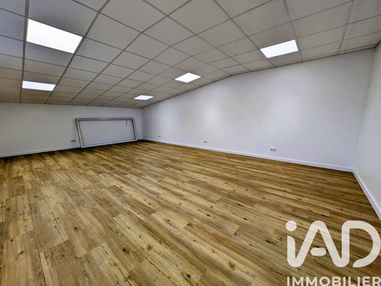 Vente Boutique/Local commercial 182 m&sup2; — photo 1