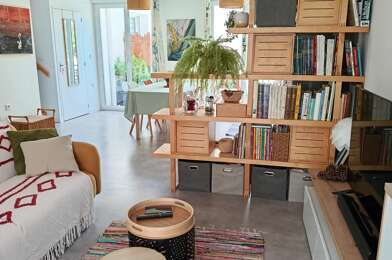 Appartement 3 pièces 285800 €