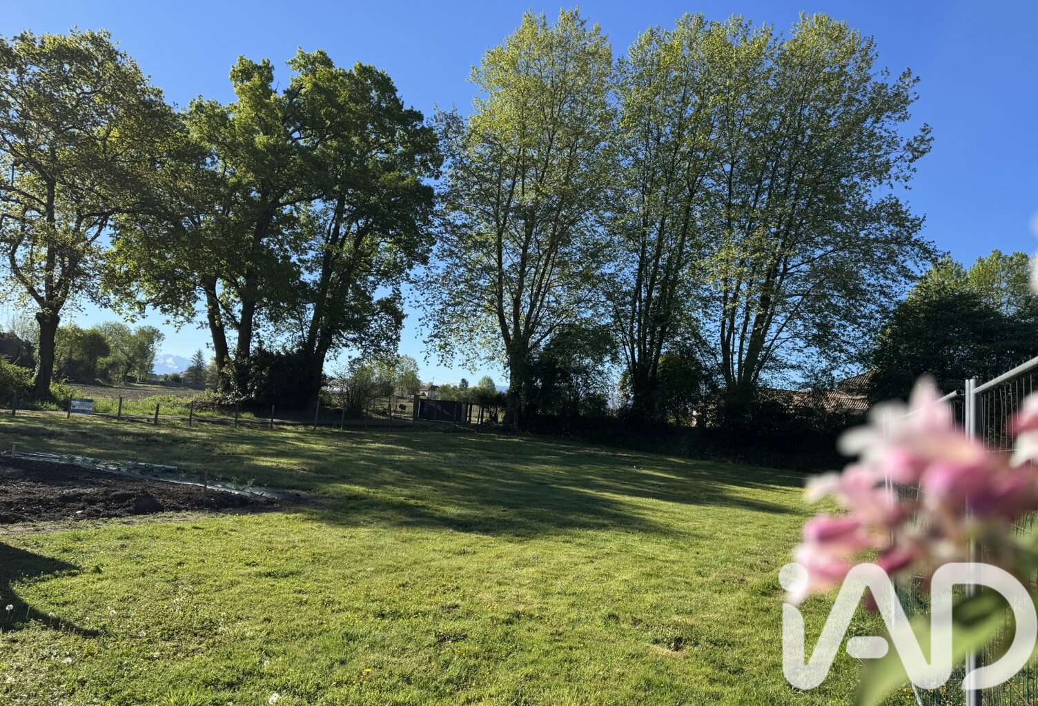 Vente Terrain 1 234 m&sup2; — photo 1