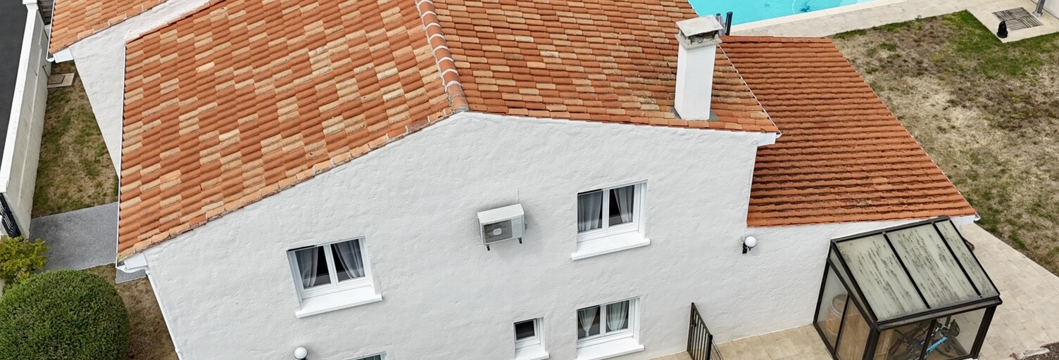 Maison 8 Pièces 225 m² à vendre à Saintes (17100)
